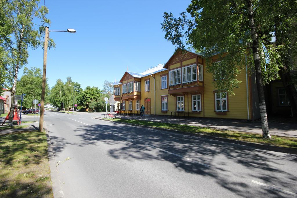 Karusselli 1 Apartments Pärnu Habitación foto